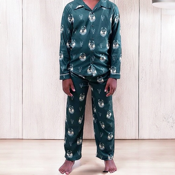 Boys Milwaukee Bucks Button Up Pajama Sleepwear Set Green Gold NBA BASKETBALL - Picture 1 of 16